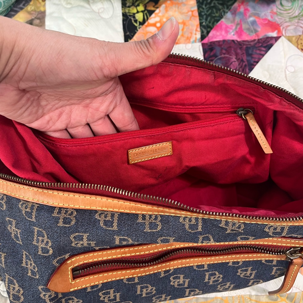 Vintage Dooney jacquard shoulder bag - Picture 8 of 10